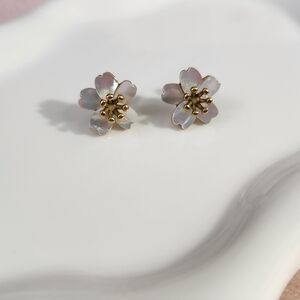Gold Mother Of Pearl Flower Post Earrings
